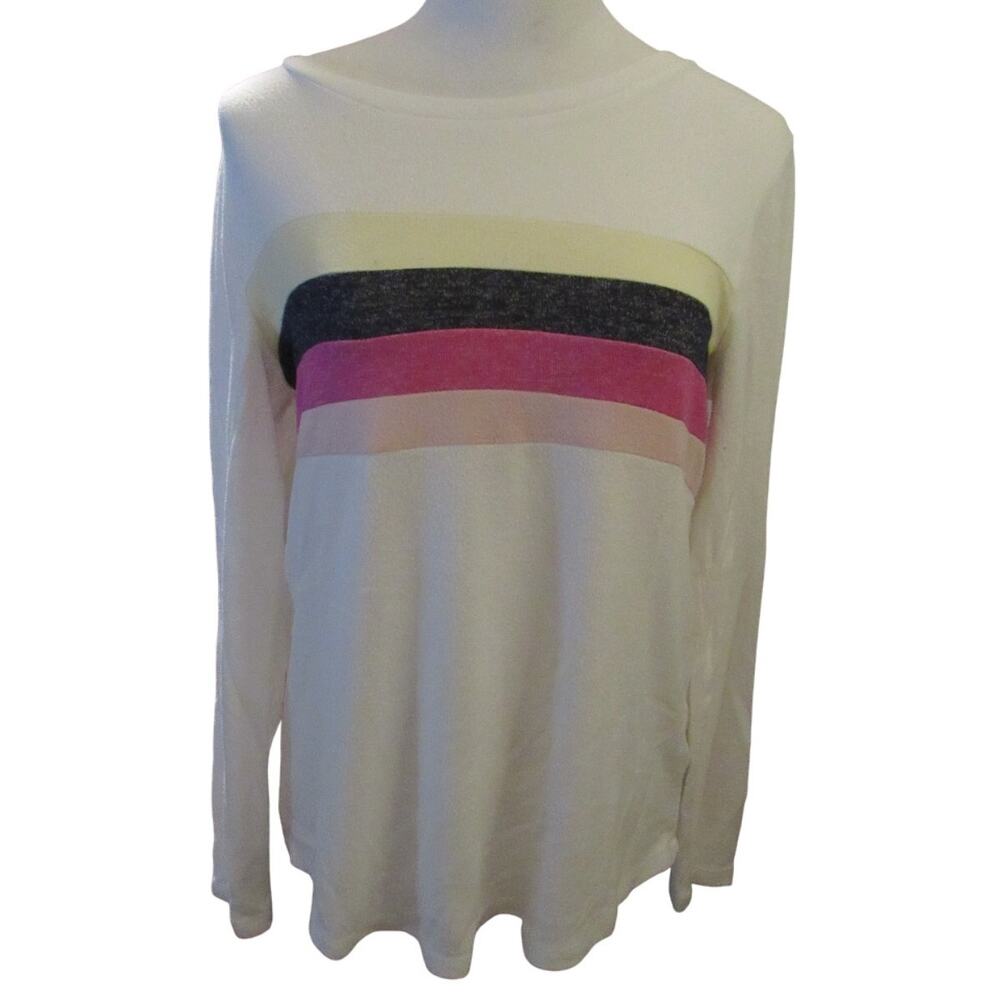 Light weight sweater - Size Medium
